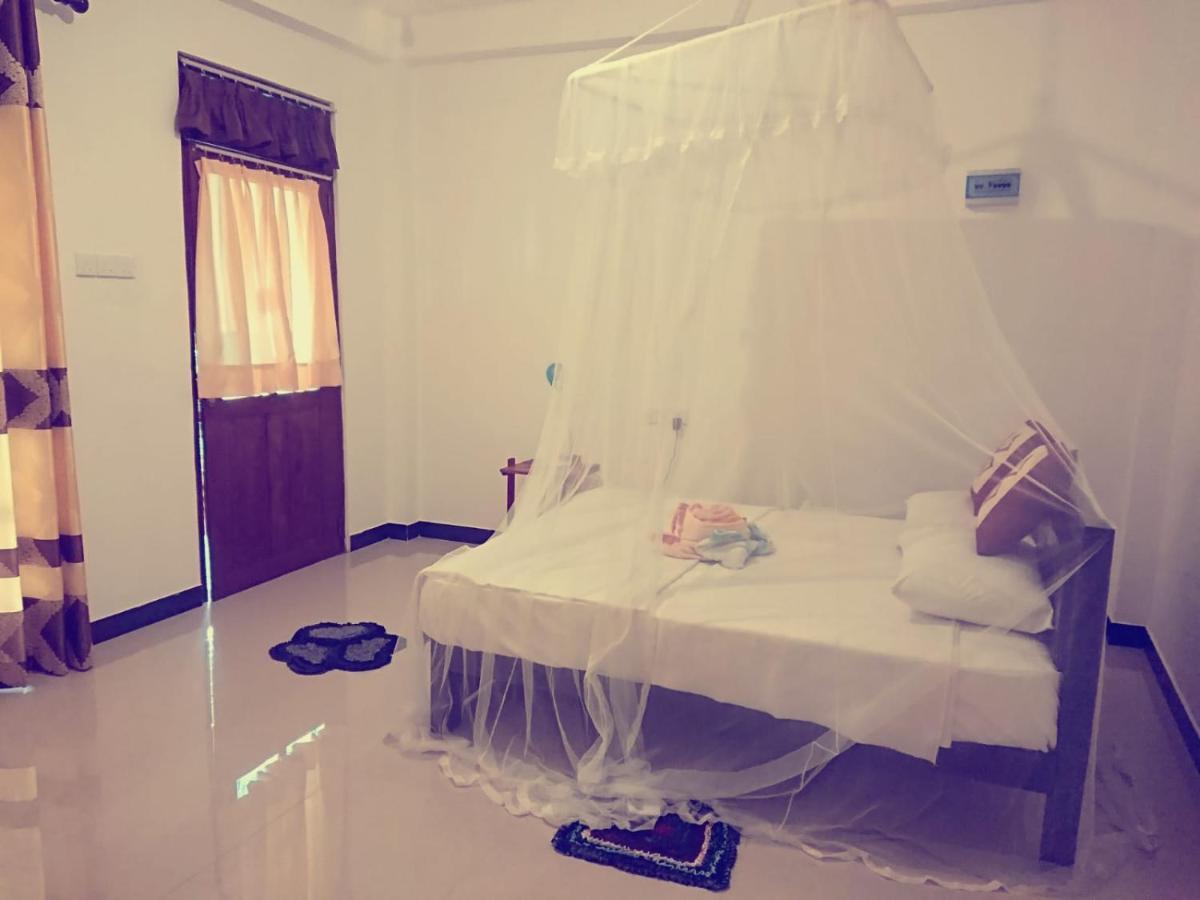 Dulmini Homestay エッラ エクステリア 写真