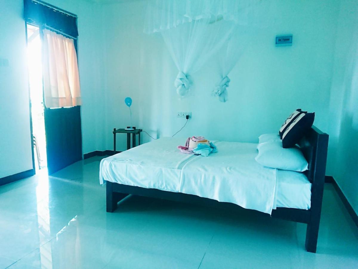 Dulmini Homestay エッラ エクステリア 写真